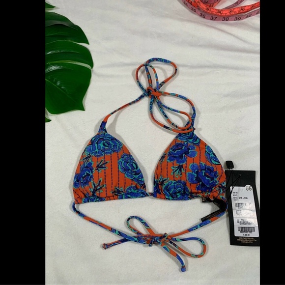 NWT $92 ViX Iva Bia Triangle Bikini Top in Floral Print [SZ Small‎ ] - Picture 2 of 8